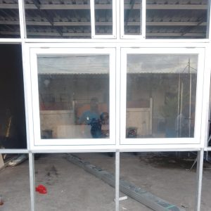 Jendela swing alumimium bali
